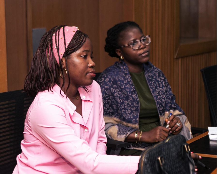 Two women listening during a Hackademia class